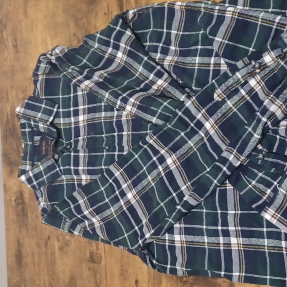 Nomad Men's Blue and White Plaid Shirt